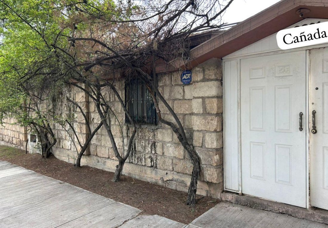 House in Saltillo, Coahuila, Mexico 1 - 18716675