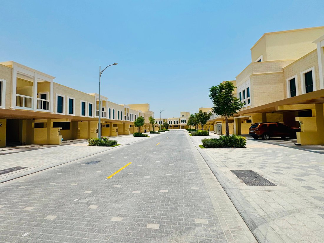 Townhouse in Al Hebiah 5, Al Hebiah, Dubai 4 - 18716712