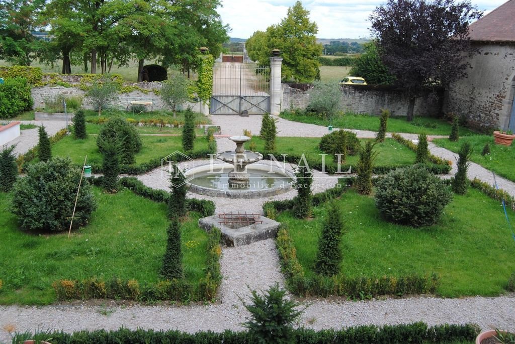 Château à Abrest, Auvergne-Rhône-Alpes, France 4 - 17066410