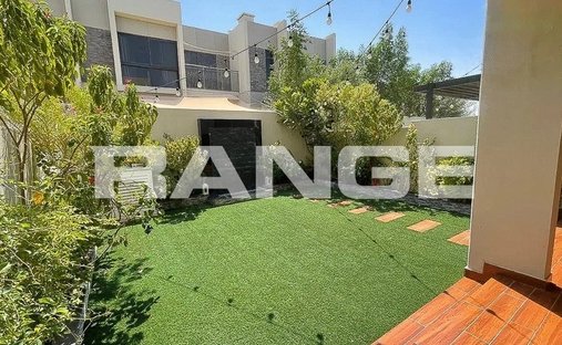 Residenza in Damac Hills 2, Emirato di Dubai, Emirati Arabi Uniti 1
