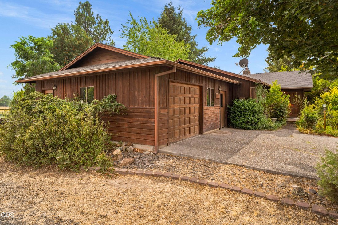 House in Prineville, Oregon, United States 1 - 18718280