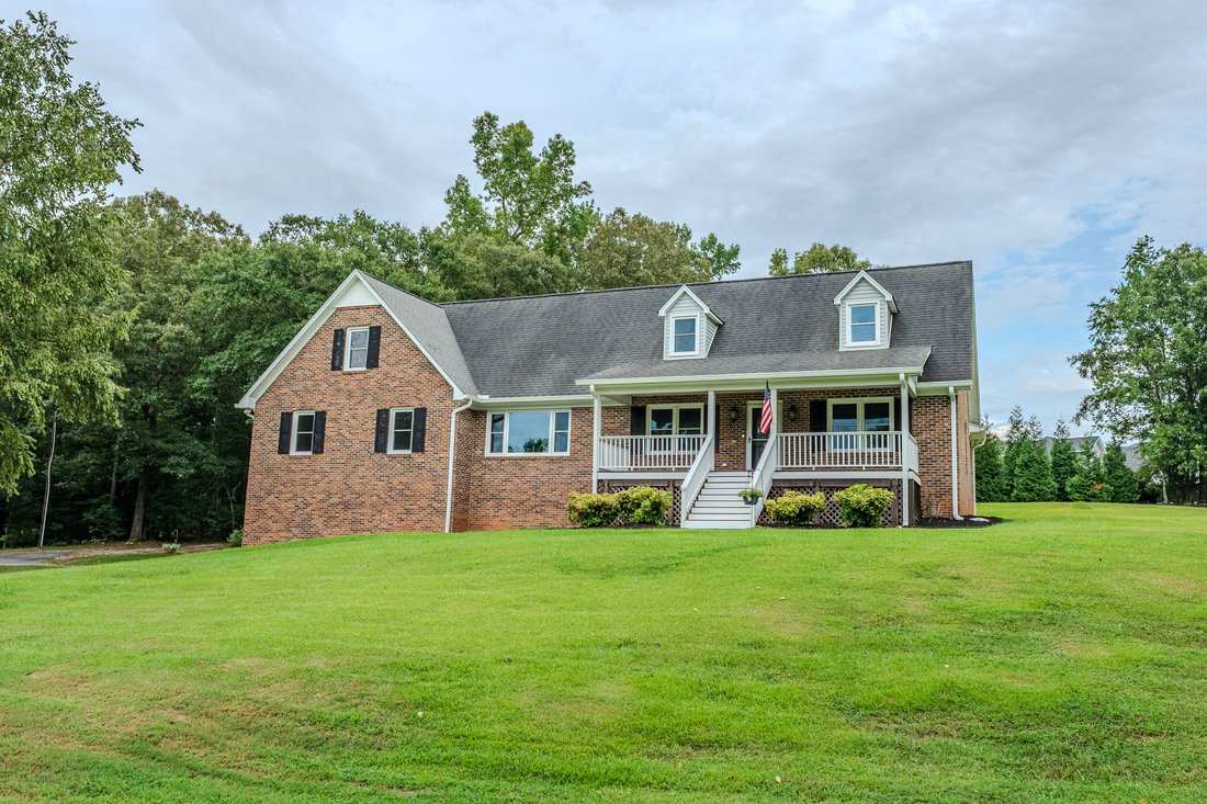 House in Fountain Inn, South Carolina, United States 1 - 18716603