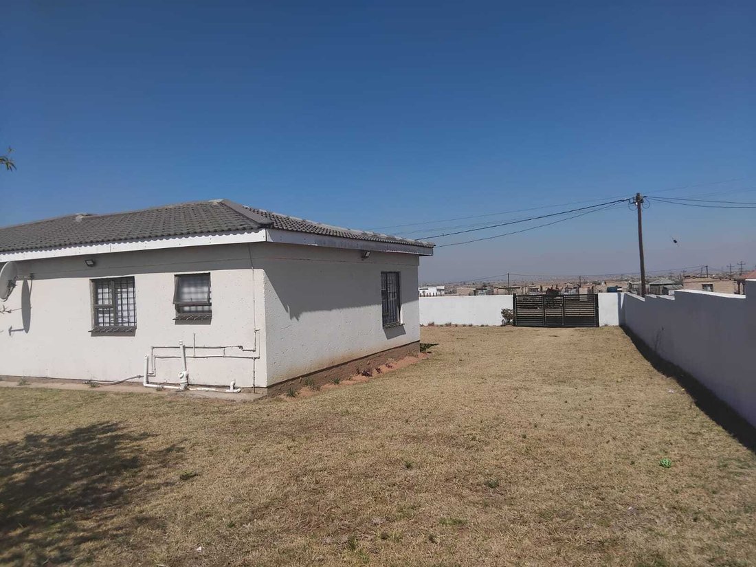 Maisons de campagne à Municipalité locale de Newcastle, KwaZulu-Natal, Afrique du Sud 5 - 18717614