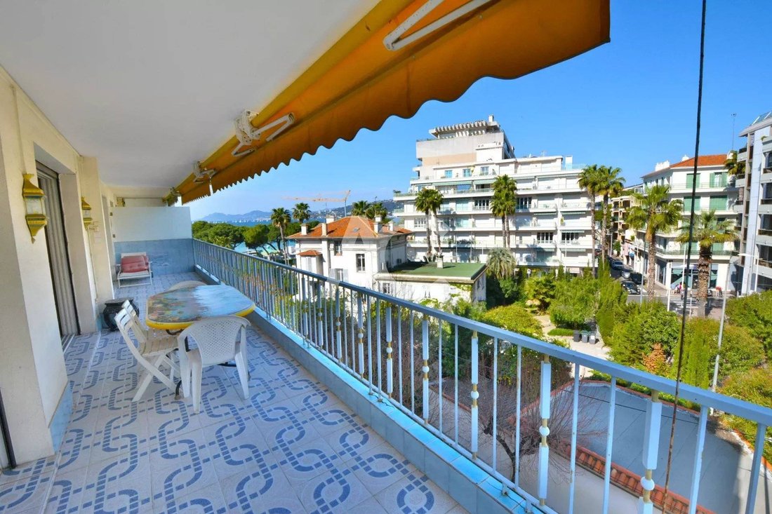 Appartamento a Fontmerle, Antibes, Francia 2 - 15675371