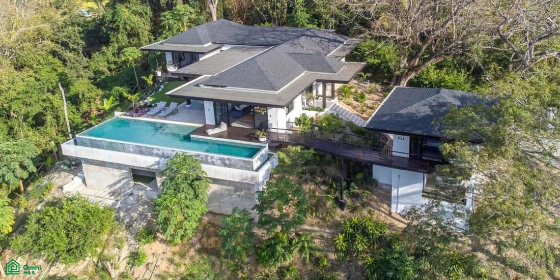 House in Santiago, Puntarenas Province, Costa Rica 1 - 17729136