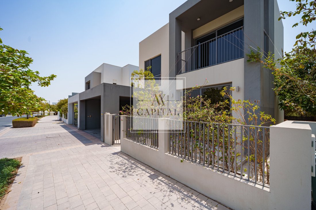 Townhouse in Al Mina / Dubai Maritime City, Dubai, United Arab Emirates 5 - 18717222
