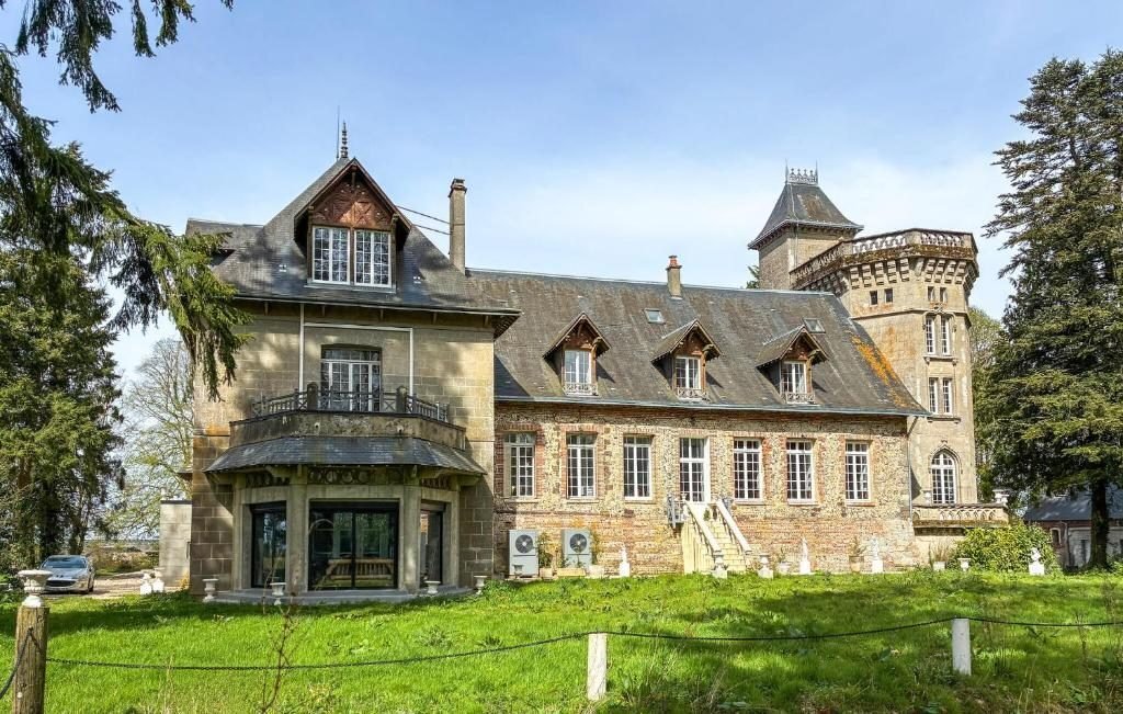 Castello a Santa Genoveffa, Normandia, Francia 1 - 18720145