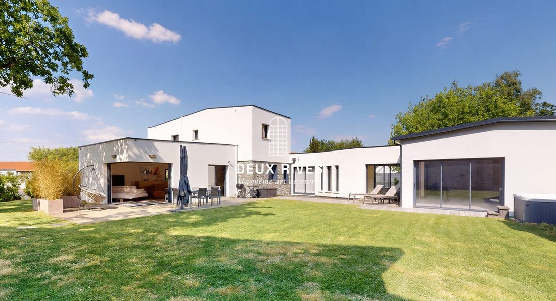 Haus in Est, Thouaré-sur-Loire, Frankreich 1 - 18720154