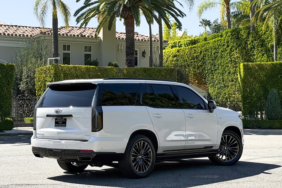 Suv in West Hollywood, CA, United States 5 - 18717169
