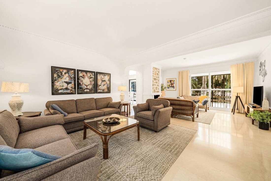 Appartamento a Nueva Andalucía, Marbella, Spagna 5 - 18718340