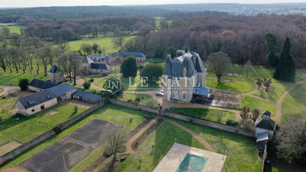 Castle in Hôpital-Chasse Royale-Le Pré, Le Mans, France 4 - 13845909