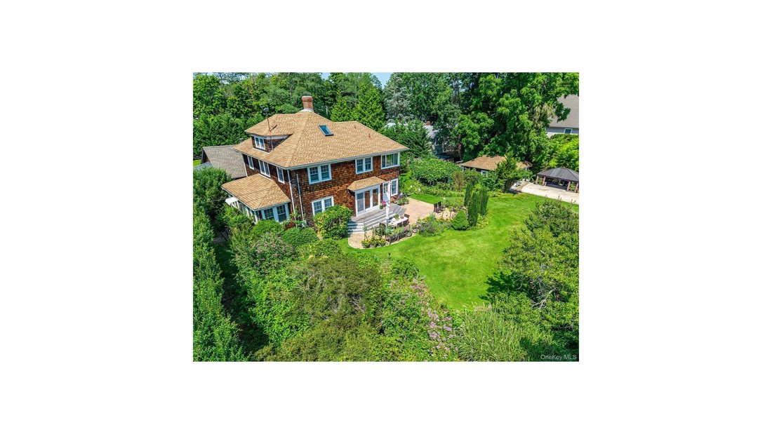 House in Greenport West, New York, United States 3 - 17862085