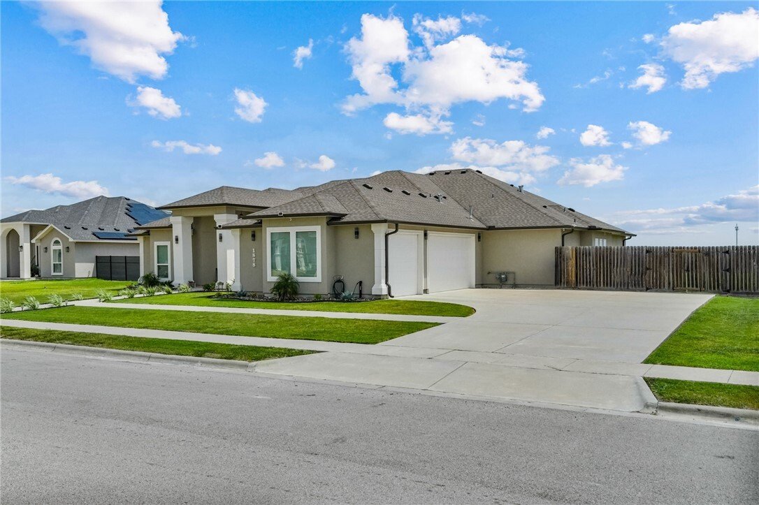 House in Corpus Christi, Texas, United States 2 - 18718050