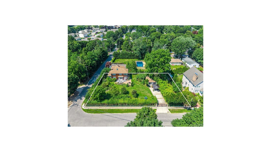 House in Greenport West, New York, United States 2 - 17862085