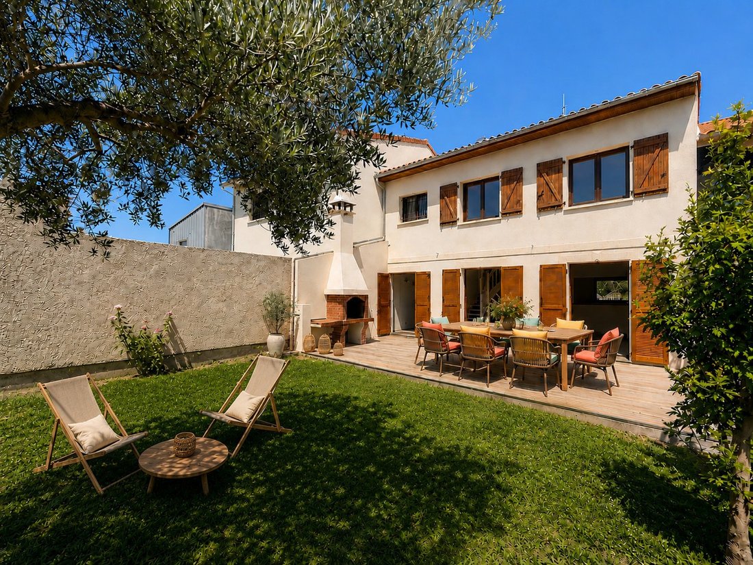 House in Jean Moulin, Le Bouscat, France 1 - 18717144