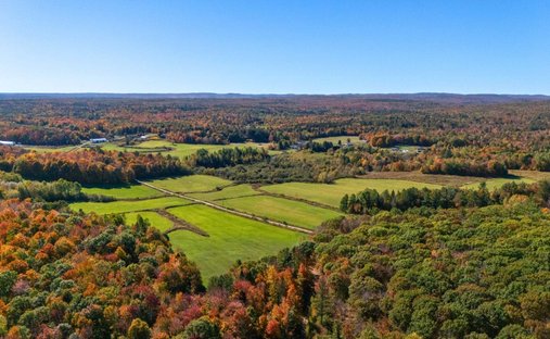 Land in Saint-Calixte, Quebec, Québec, Kanada 1