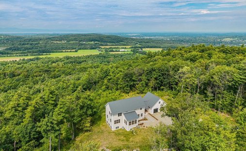House in Richmond, Vermont, United States 1