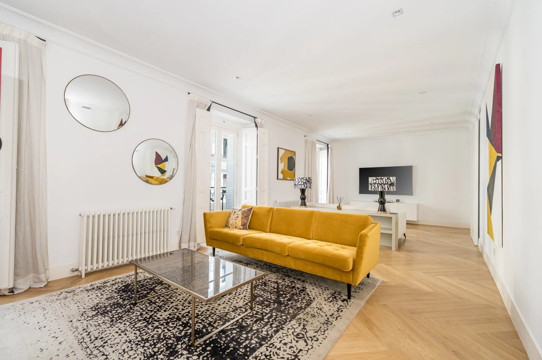 Apartment in Chamberi, Madrid, Spain 2 - 18716742