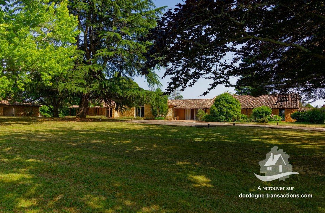 Casa en Sud, Montpon-Ménestérol, Francia 1 - 18700244