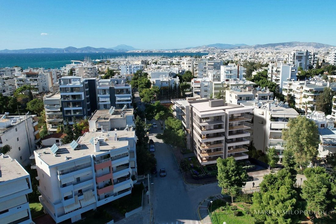 Apartment in South Athens, Attica, Greece 1 - 18717422