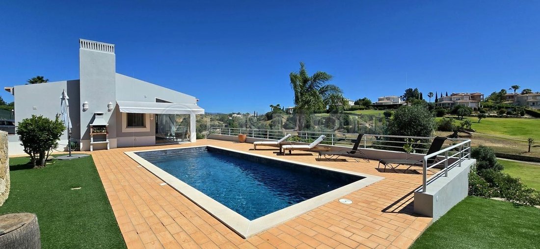 Villa in Estombar und Parchal, Algarve, Portugal 1 - 18120936