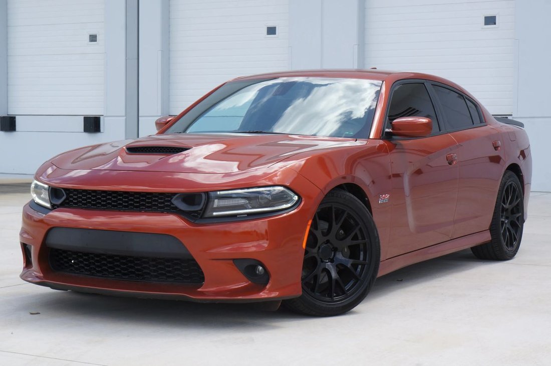 Sedan in Opa Locka, FL, United States 5 - 18717489