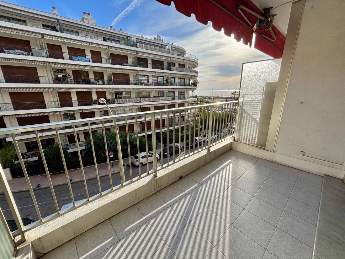 Wohnung in Menton, Provence-Alpes-Côte d'Azur, Frankreich 2 - 16546881