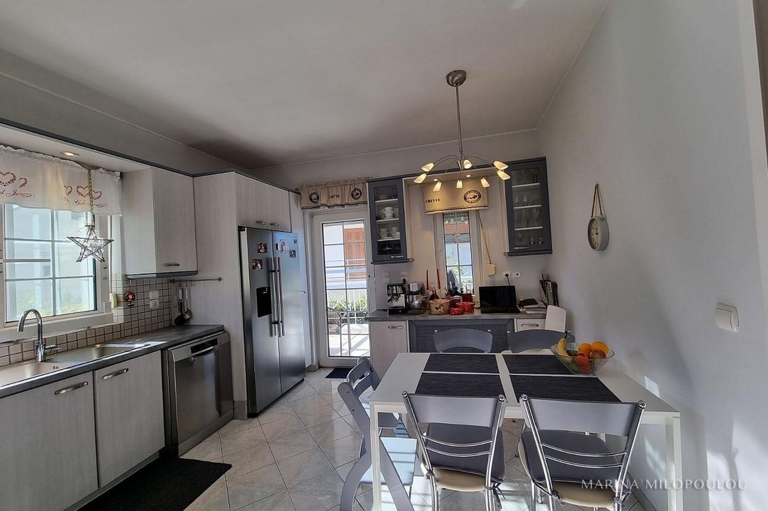 Haus in Vouliagmeni, Attika, Griechenland 4 - 18717305