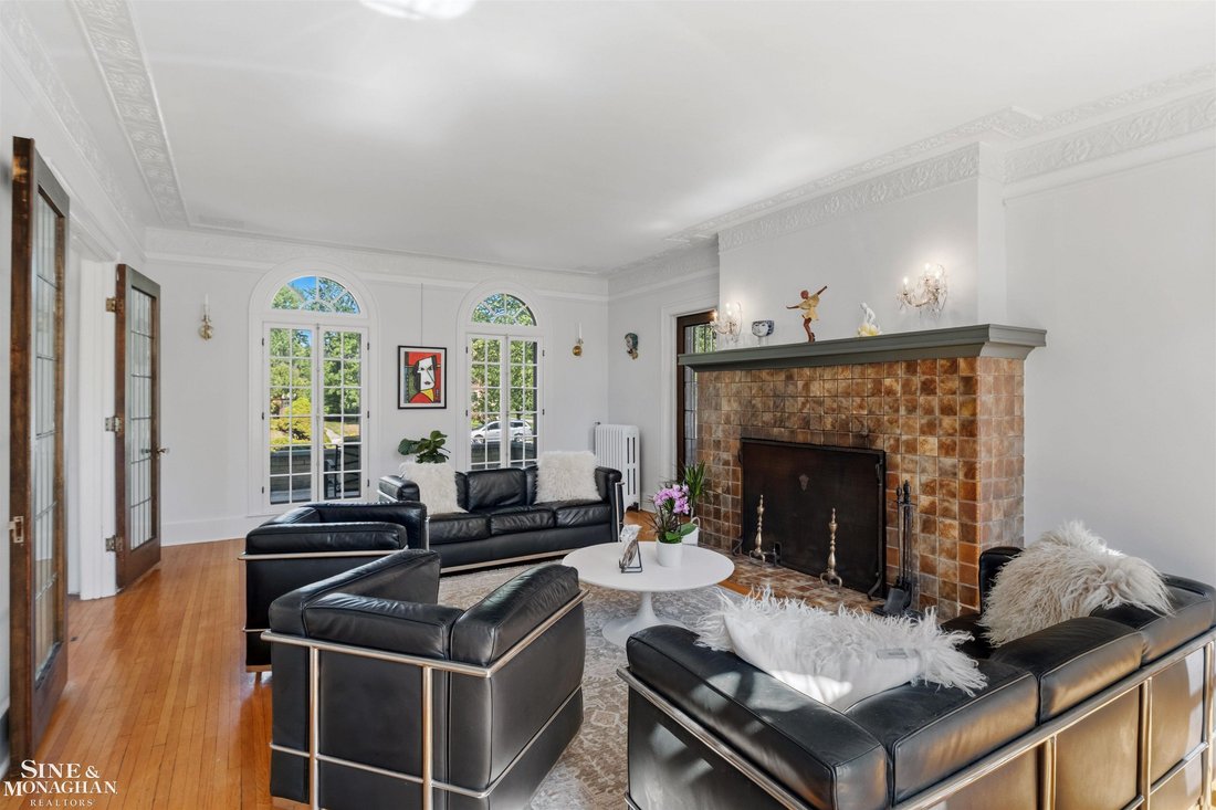 House in Grosse Pointe Park, Michigan, United States 4 - 18718493