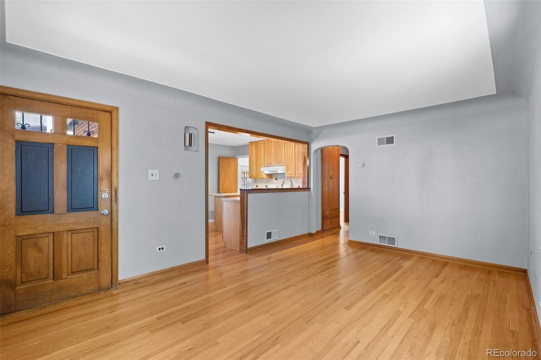 Denver, Colorado, United States 3 - 18717439