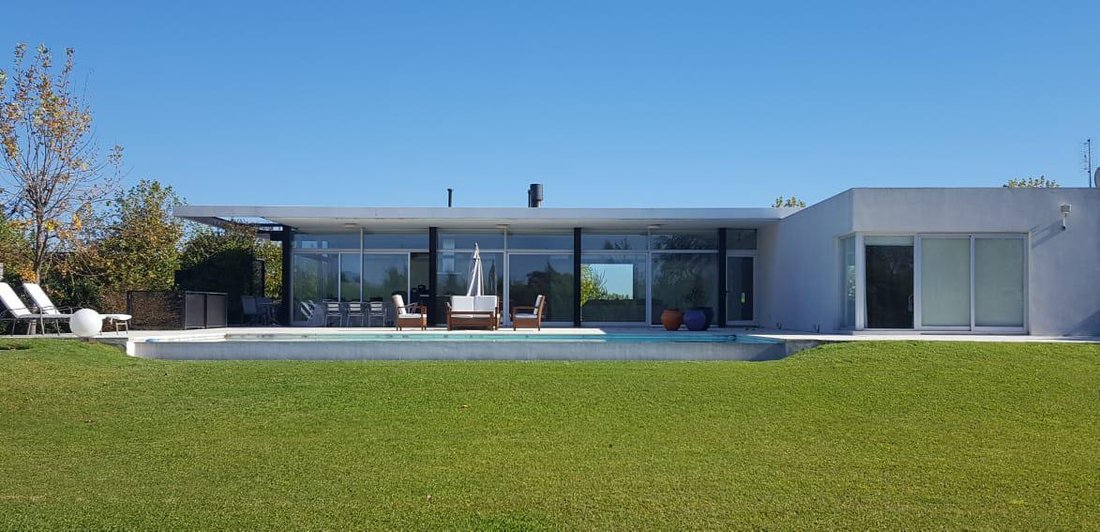 Haus in La Lonja, Provinz Buenos Aires, Argentinien 1 - 18719640