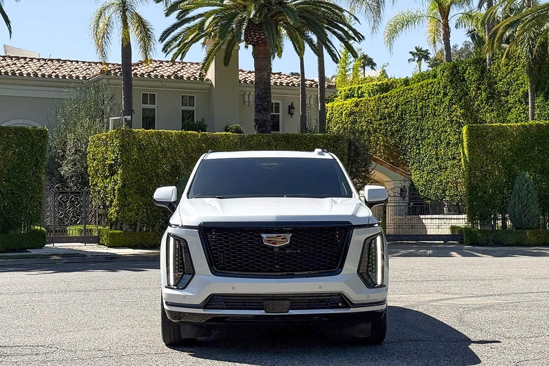 Suv in West Hollywood, CA, United States 2 - 18717169