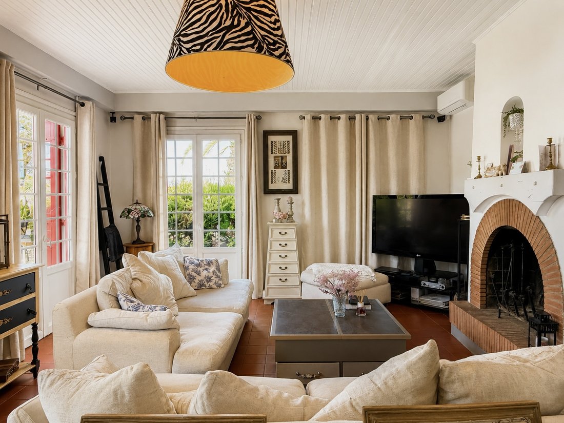 House in Vaux-sur-Mer, Nouvelle-Aquitaine, France 1 - 18717375