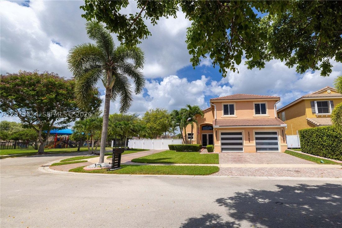 House in Homestead, Florida, United States 3 - 18682379
