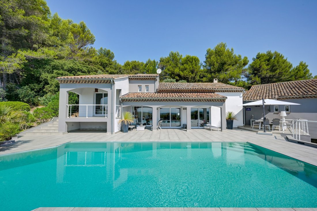 Maison à Noves, Provence-Alpes-Côte d'Azur, France 5 - 18719433