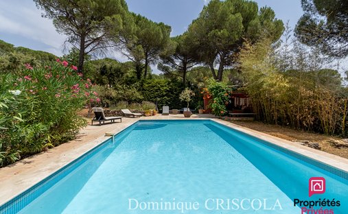 Villa à Camps-la-Source, Provence-Alpes-Côte d'Azur, France 1