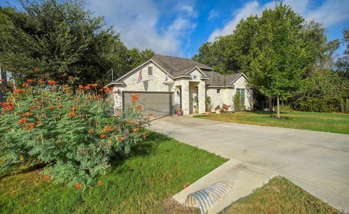 House in Bastrop, Texas, United States 1