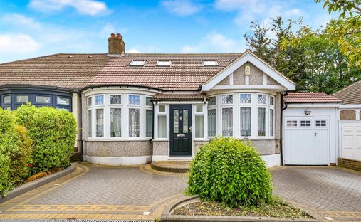 House in Gants Hill, Ilford, England 1