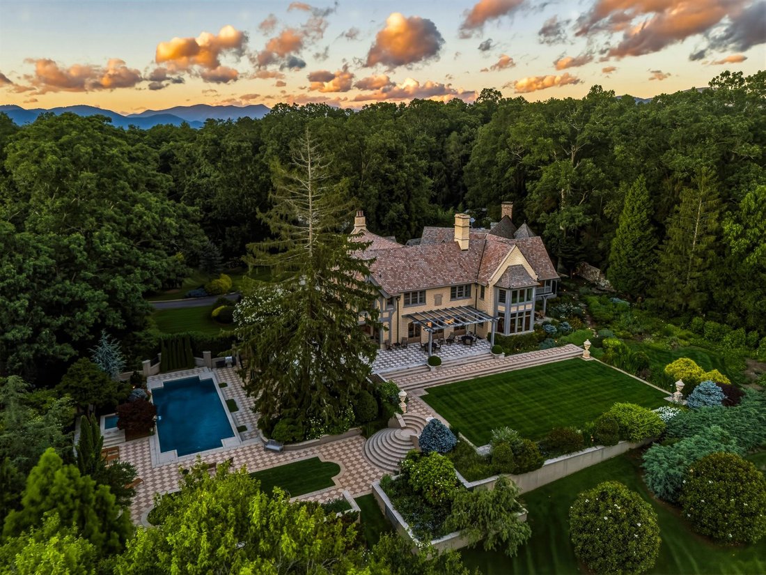 House in Asheville, North Carolina, United States 3 - 18332227