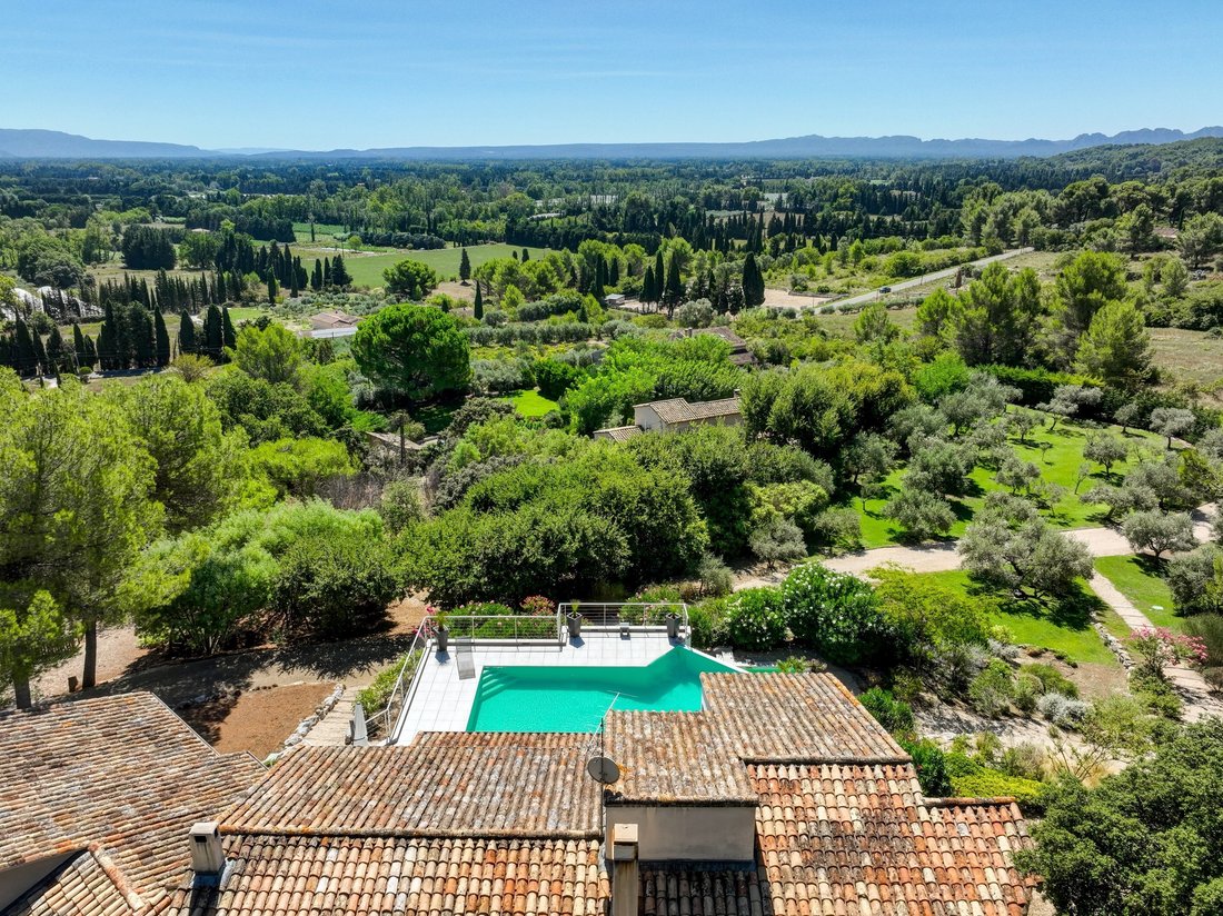 Maison à Noves, Provence-Alpes-Côte d'Azur, France 2 - 18719433