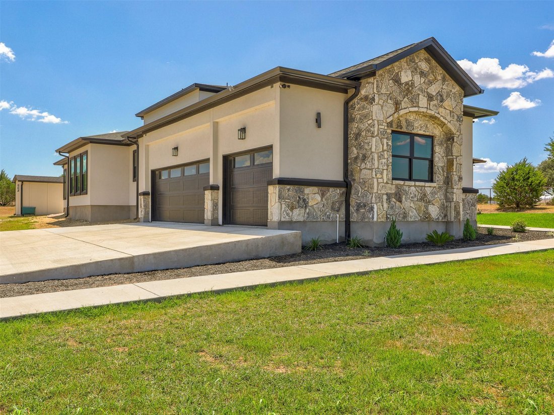 Haus in Liberty Hill, Texas, Vereinigte Staaten 4 - 18718449