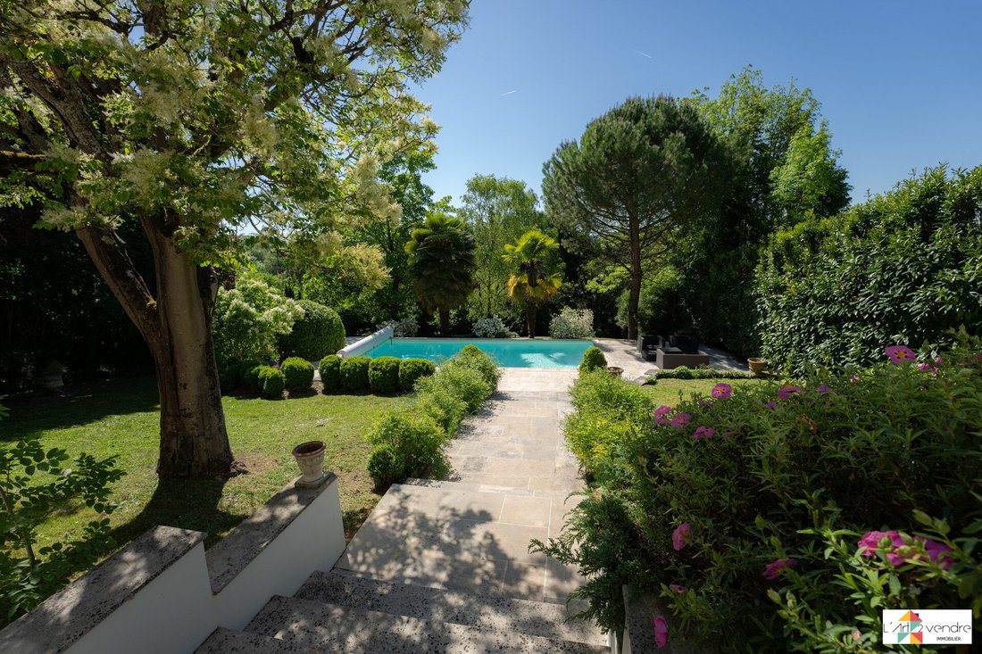 Villa en Yerres, Isla de Francia, Francia 2 - 18720070