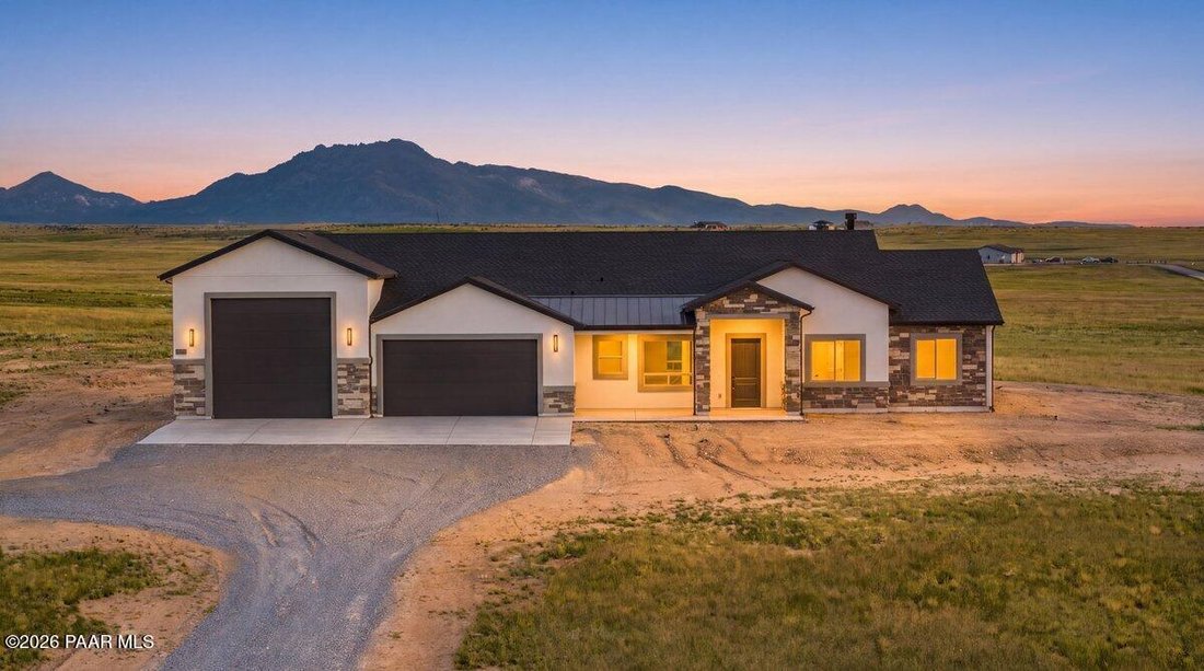 Maison à Prescott Valley, Arizona, États-Unis 1 - 18370477