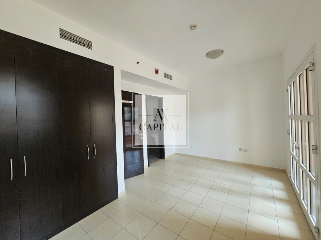 Villa in Jumeirah Village Circle, Dubai, Vereinigte Arabische Emirate 2 - 18717221