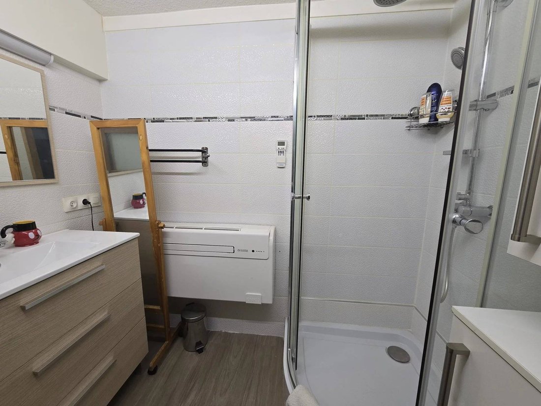 Apartamento en Fleurs-Gambetta, Niza, Francia 3 - 15730077
