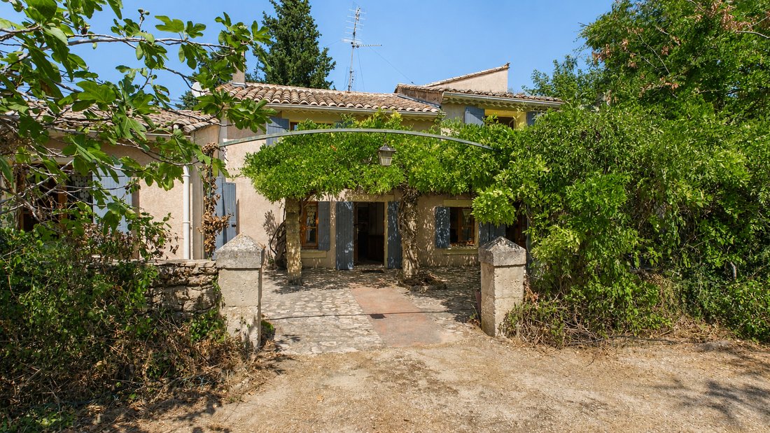 Villa a Arrondissement di Nîmes, Occitania, Francia 1 - 18717577