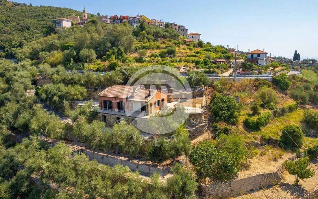 Villa in Terzorio, Liguria, Italy 3 - 18717110