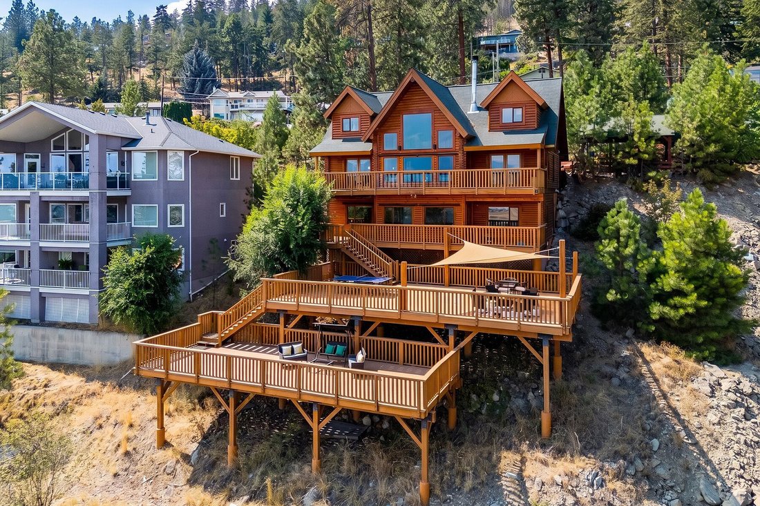 House in West Kelowna, British Columbia, Canada 4 - 18719432