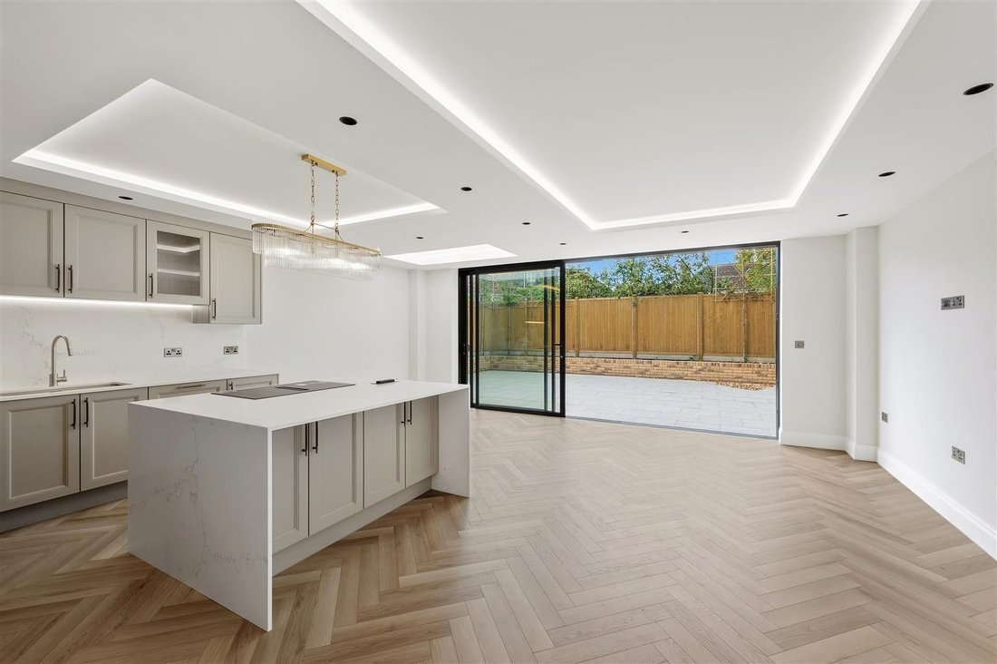 House in West Wimbledon, Merton, England 2 - 18716626