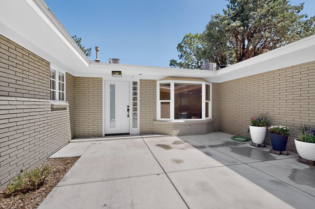 House in Albuquerque, New Mexico, United States 5 - 18718220